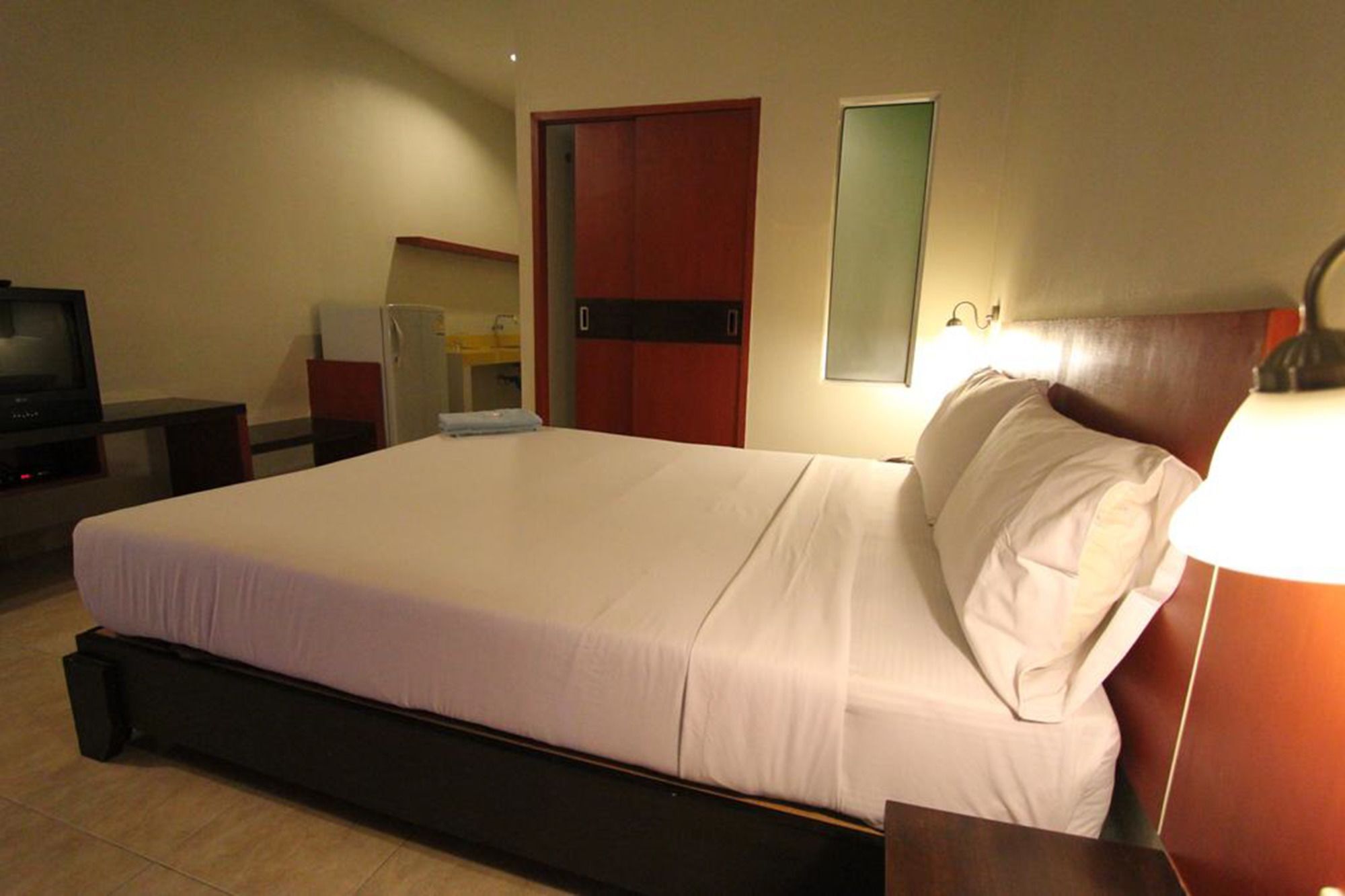 Paradise Resort Ban Nong Pla Lai Dış mekan fotoğraf