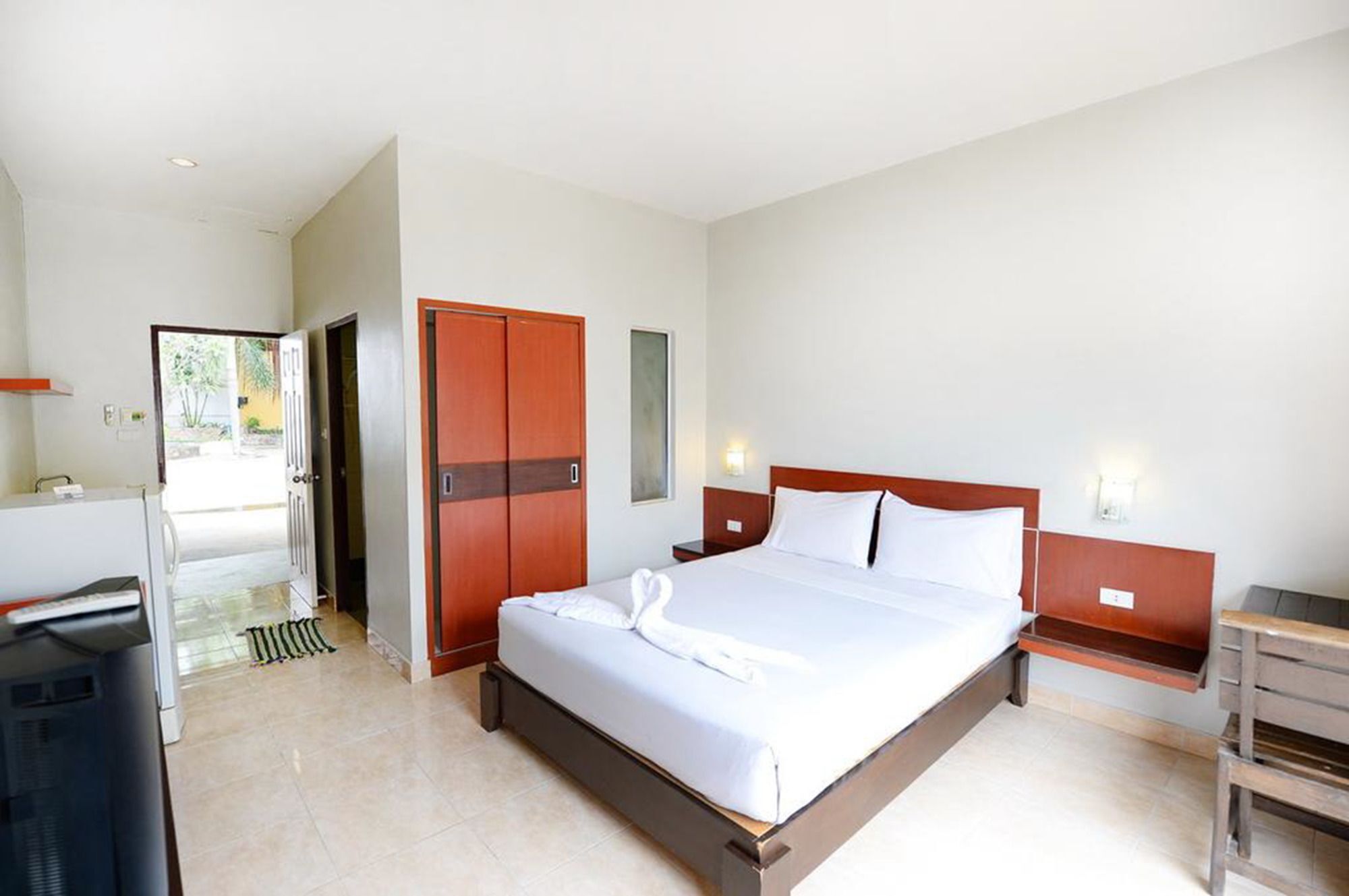 Paradise Resort Ban Nong Pla Lai Dış mekan fotoğraf