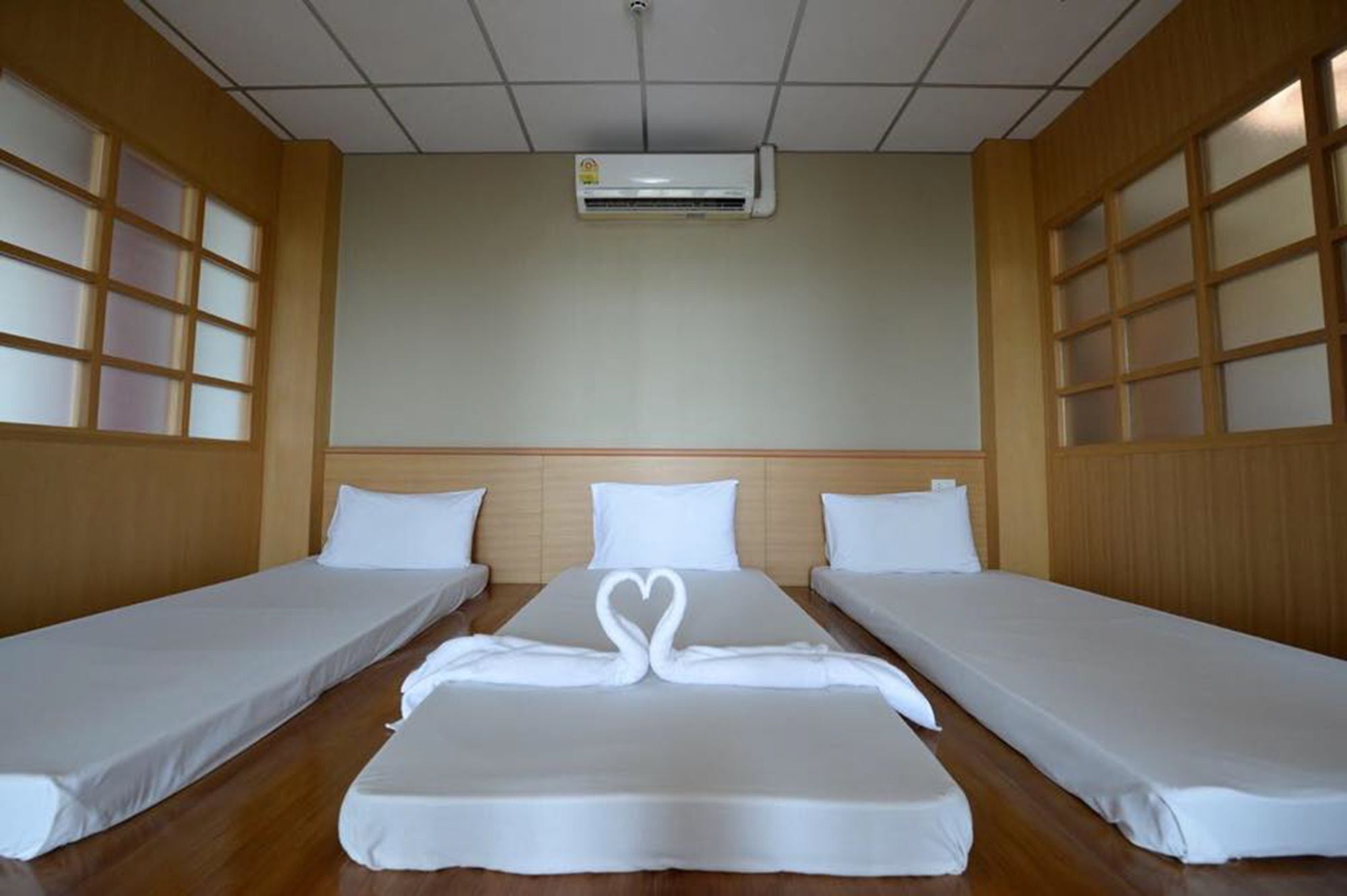 Paradise Resort Ban Nong Pla Lai Dış mekan fotoğraf