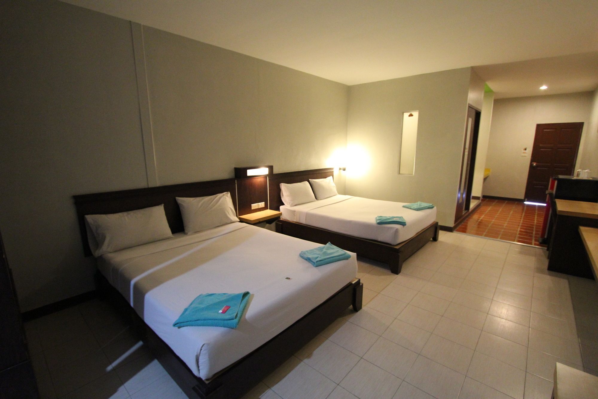 Paradise Resort Ban Nong Pla Lai Dış mekan fotoğraf
