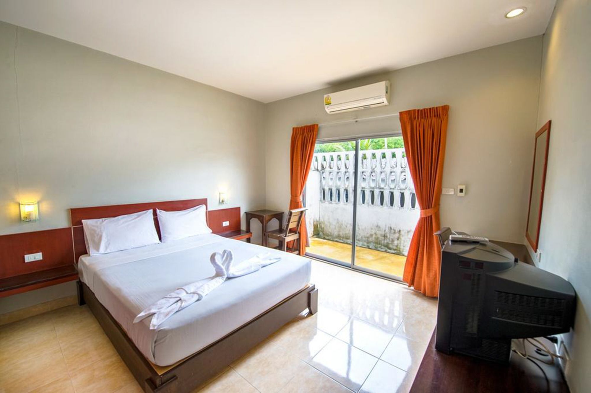 Paradise Resort Ban Nong Pla Lai Dış mekan fotoğraf